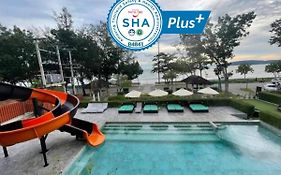 มณีเทล กระบี่ บีชฟรอนท์ (SHA Plus+)
